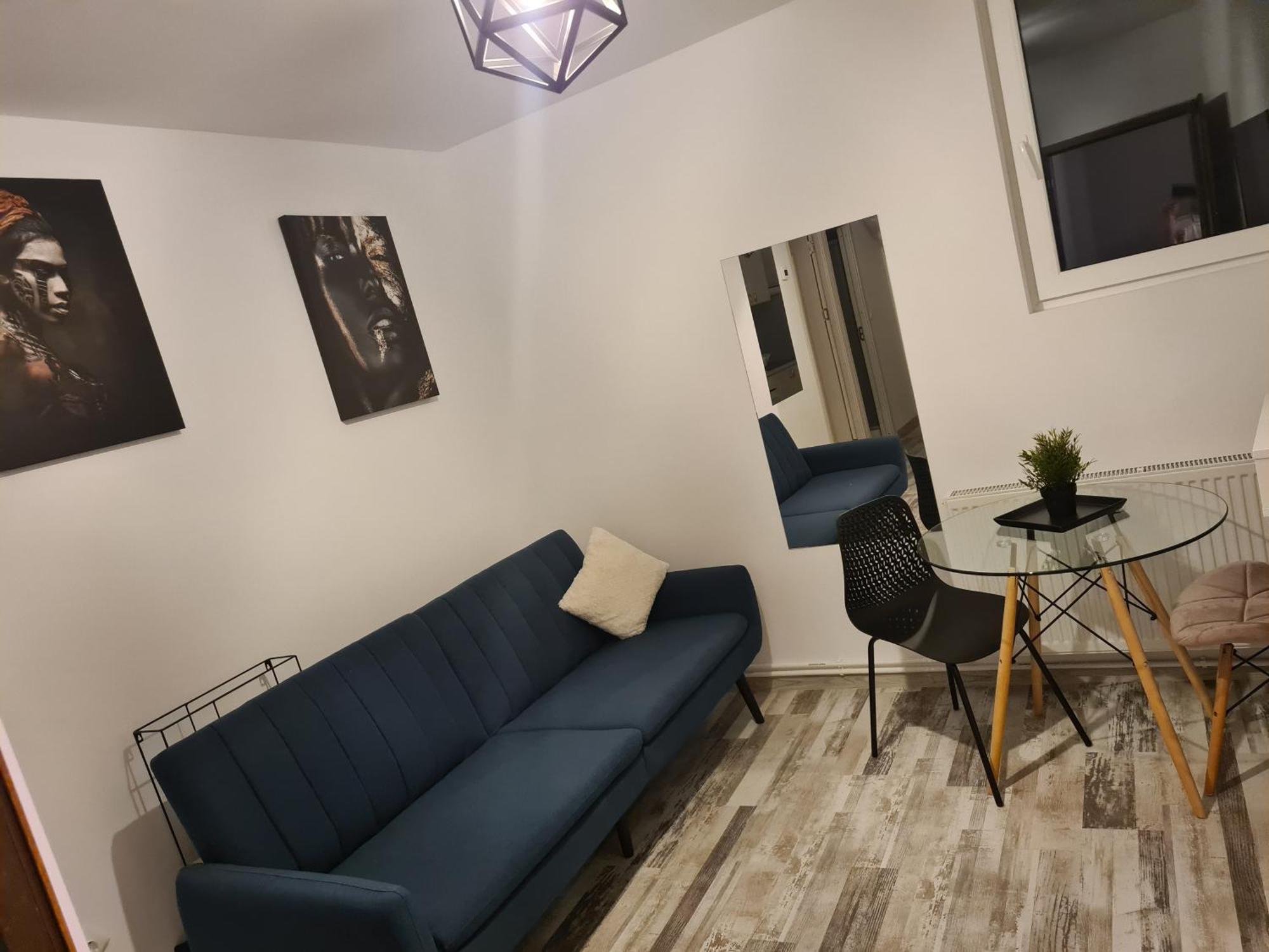 Luxury Mall First Apartments Bacău Extérieur photo